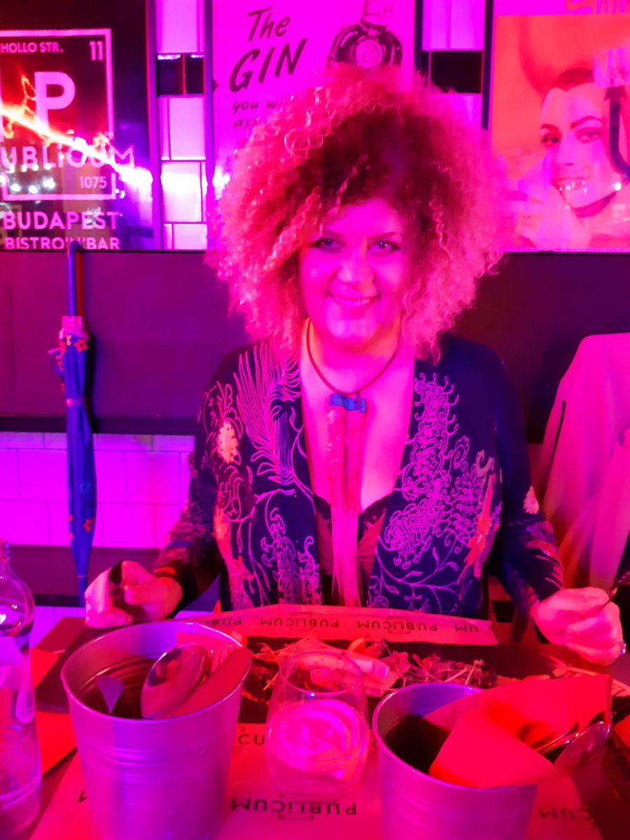 PUBLiCUM PORTRAIT – Soma Mamagésa - STYLENEWS - STYLELIFE - A harmónia mint döntés, Bokros László, interjú, könyv, önbizalom, önismeret, Publicum, Publicum Portrait, Soma Mamagésa, újegyensúly, 