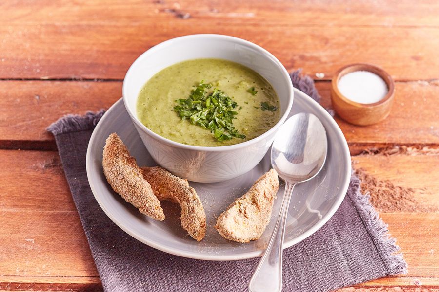 Zöldségkrémleves rántott avokádóval - STYLELIFE - Gasztronómia - avokádó, bonduelle, krémlevesek, receptek, 