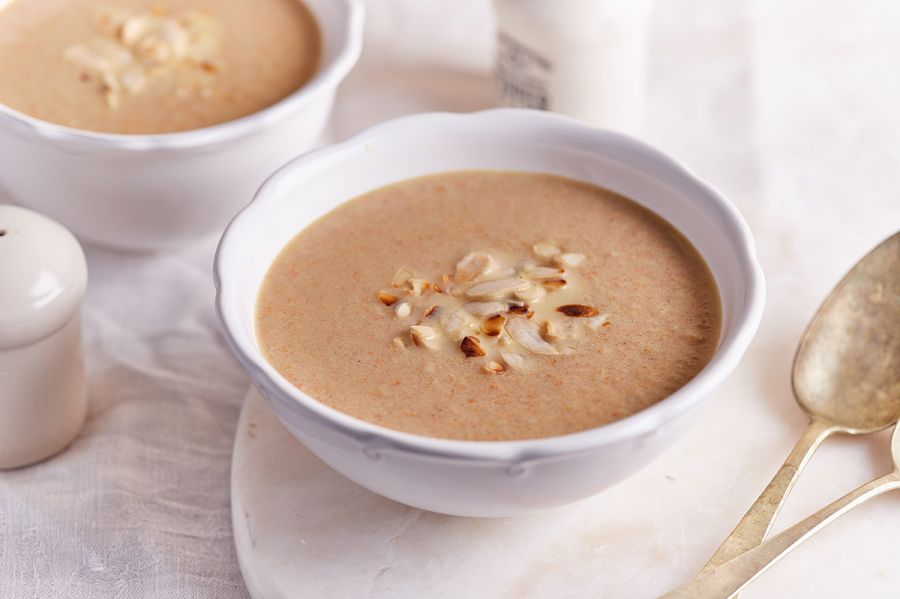 Fahéjas karfiolkrémleves pirított mandulával - STYLELIFE - Gasztronómia - fahéj, krémlevesek, mandula, receptek, 