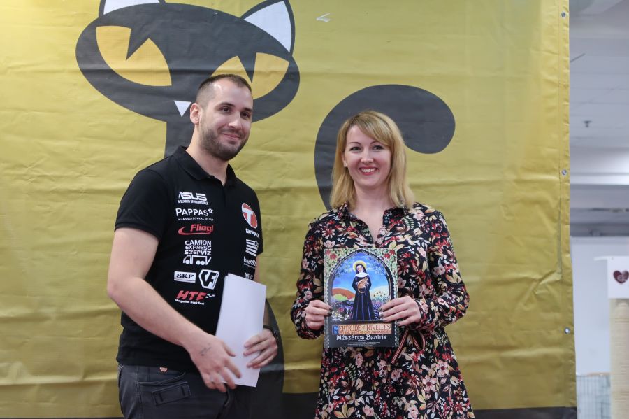 Ötödik alkalommal osztotta ki a Szent Gertrúd díjakat a Macskaárvaház Alapítvány - STYLENEWS - Aktuális - 