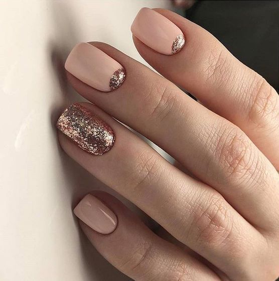 Top10: rose gold körmök karácsonyra - SZÉPSÉG -  - csillogás, karácsony, manikűr, rose gold, 