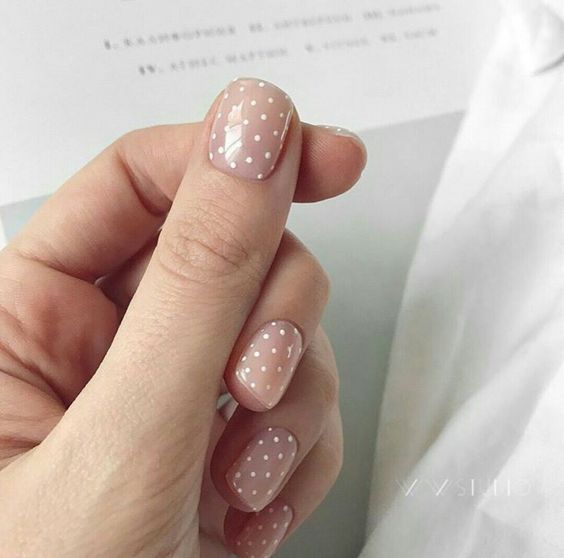 Top10: kifinomult púderes manikűr ötletek - SZÉPSÉG -  - kifinomult, köröm, manikűr, púder, stílus, visszafogott, 