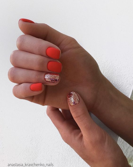 Top10: vidám manikűr ötletek borongós időre - SZÉPSÉG -  - manikűr, színek, vidám, 