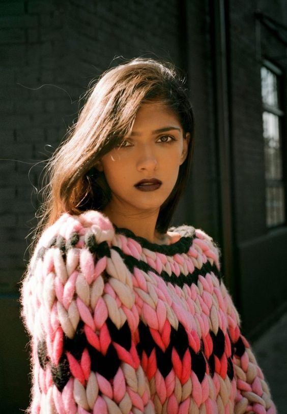 Stílusiskola: helyezd a hangsúlyt a pulcsidra - DIVAT&STÍLUS - Stílusiskola - hangsúly, outfit, pulcsi, stílus, 