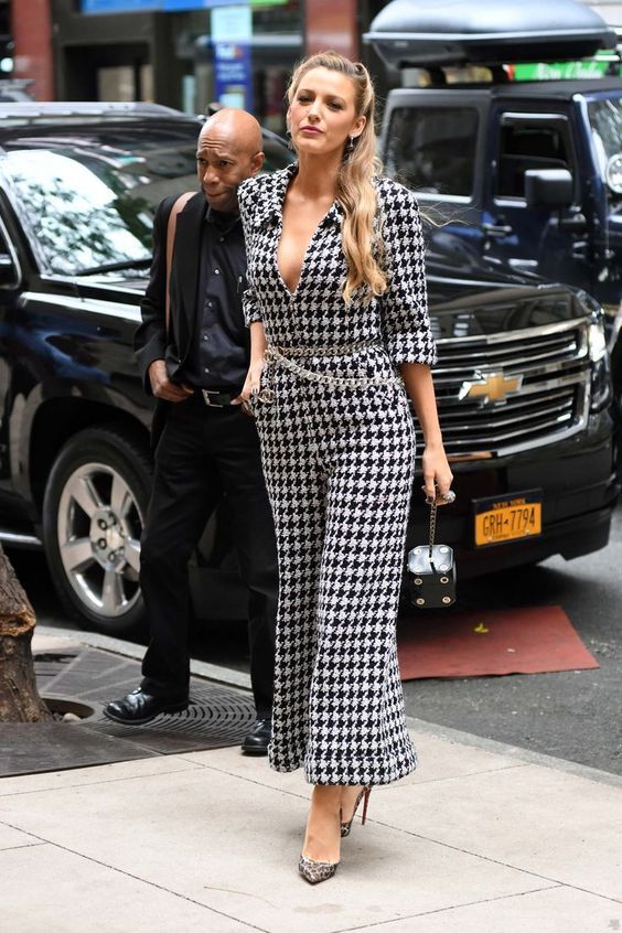 Top10: outfit ötletek a mindig ragyogó és stílusos Blake Lively-tól - DIVAT&STÍLUS - Stílusiskola - blake lively, divat, outfit, stílus, 