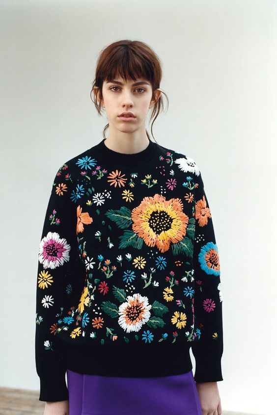 cikk - DIVAT&STÍLUS - Stílusiskola - pulcsi, tavasz, virág, virágminta, 