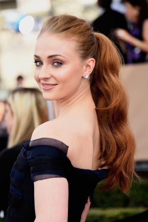 Top10: frizura ötletek Sophie Truner-től - SZÉPSÉG - Hajápolás  - frizura, hajápolás, ötletek, sophie turner, 