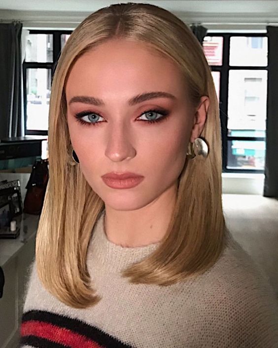 Top10: frizura ötletek Sophie Truner-től - SZÉPSÉG - Hajápolás  - frizura, hajápolás, ötletek, sophie turner, 