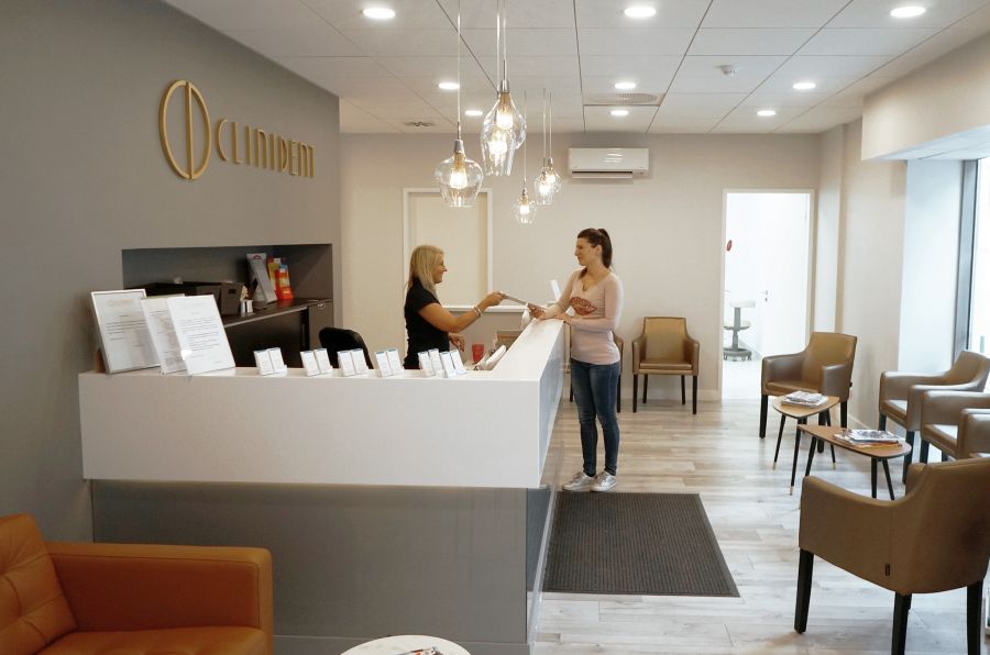 Félelem helyett kellemes élmény - 5 dolog, amire érdemes figyelni, amikor fogorvost választunk - STYLELIFE - Egészség - budapest, clinident, clinident budapest, clinident fogászat budapest, fogászat, fogorvos, fogorvos budapest, 