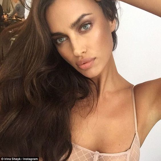 Sminkötletek Irina Shayk-tól - SZÉPSÉG - Smink  - irina shayk, irina shayk instagram, sminkek, 