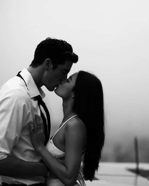 A boldog élet titka: a privát élet - KERESD A NŐT  - Lélekhangok - boldogság, érzések, kirakatélet, lélekhangok, magánszféra, 