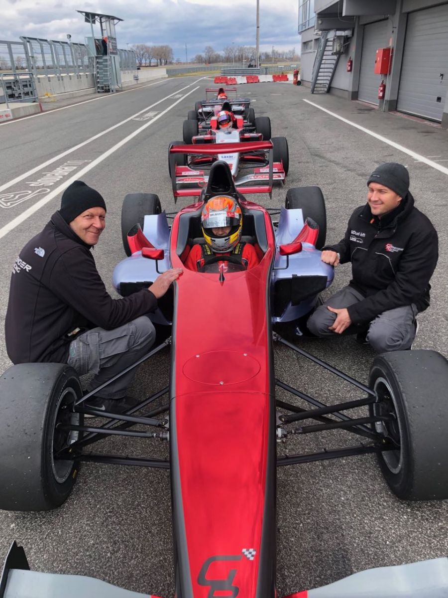 Slovakiaring teszt – főpróba a bemutató előtt - STYLENEWS - Aktuális - autóverseny, formula, gender racing team, GRT, verseny, 