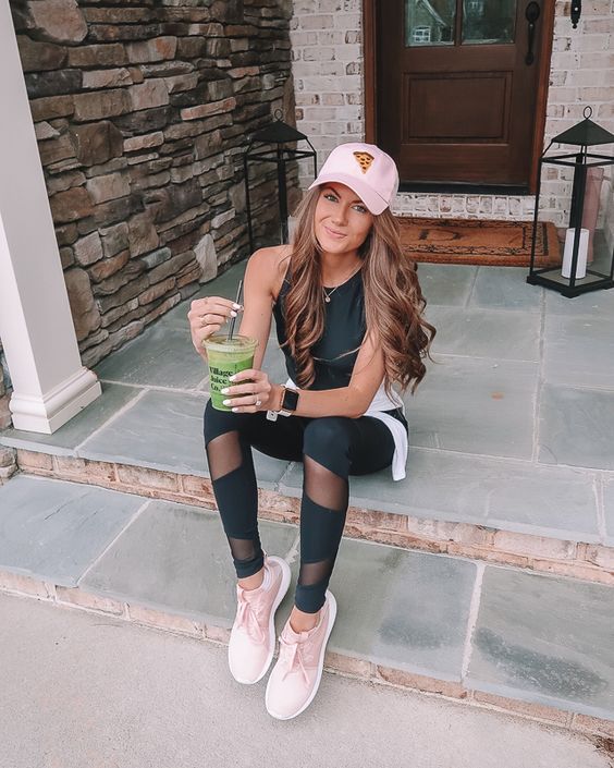 Stílusiskola: csinos edző cuccok, amelyek tuti mozgásra bírnak - DIVAT&STÍLUS - Stílusiskola - 