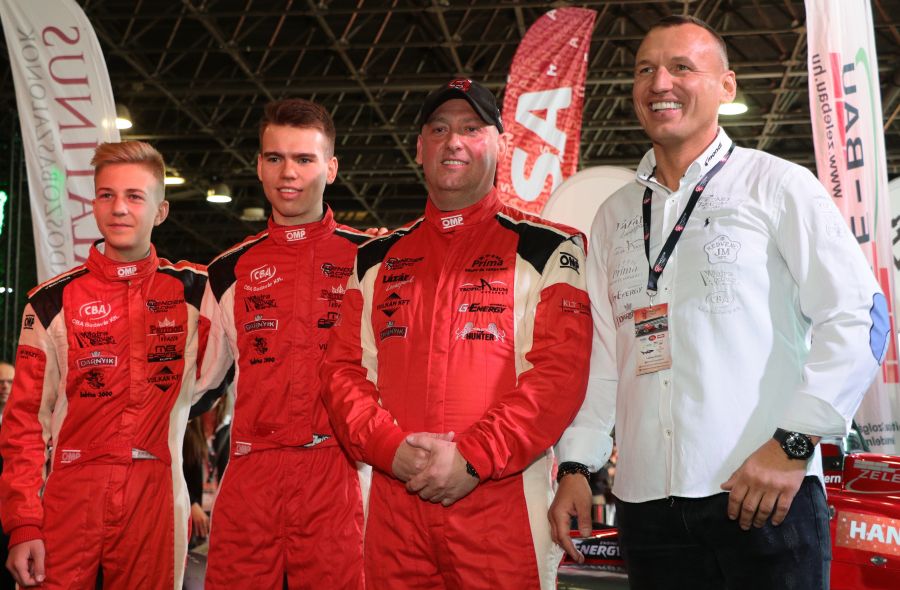 Új versenyzőkkel, új autóval indul 2019-ben a Gender Racing! - STYLENEWS - Aktuális - autó, formula, gender, gender racing, grt, verseny, 