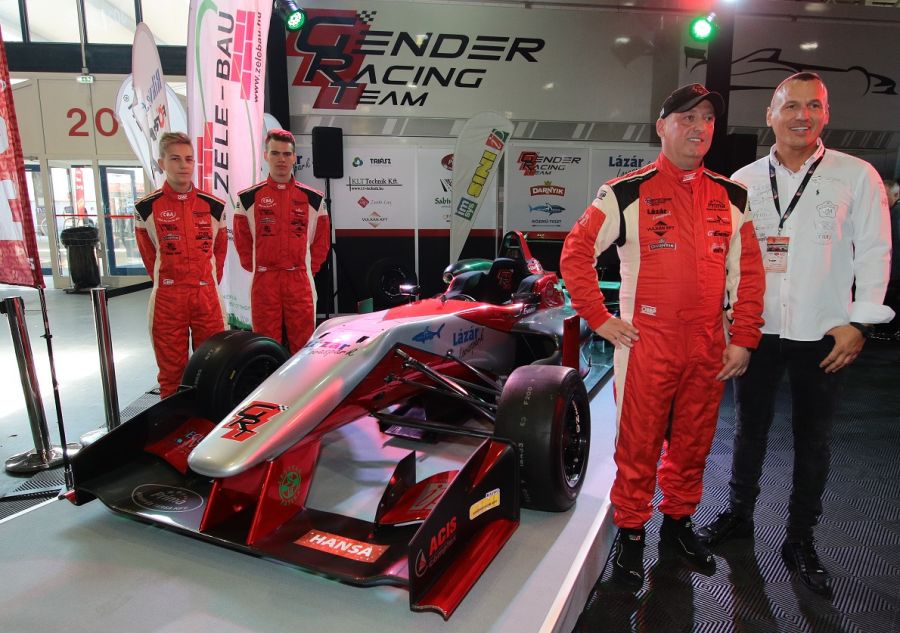 Új versenyzőkkel, új autóval indul 2019-ben a Gender Racing! - STYLENEWS - Aktuális - autó, formula, gender, gender racing, grt, verseny, 