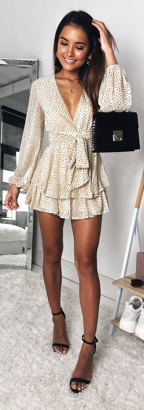 Stílusiskola: dobd fel a basic outfited pöttyös ruhadarabokkal - DIVAT&STÍLUS - Stílusiskola - 