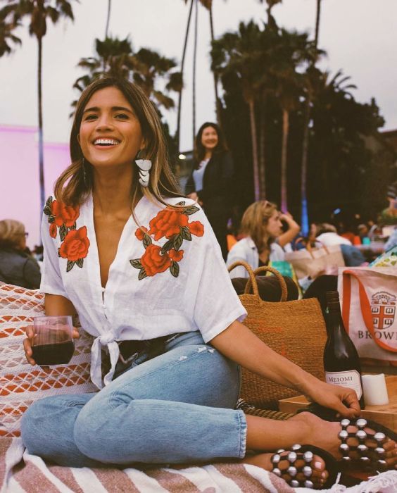 Stílusiskola: csomózásra fel! Így vihetsz egy kis csavart az outfitedbe - DIVAT&STÍLUS - Stílusiskola - csomózás, divat, felső, stílus, 