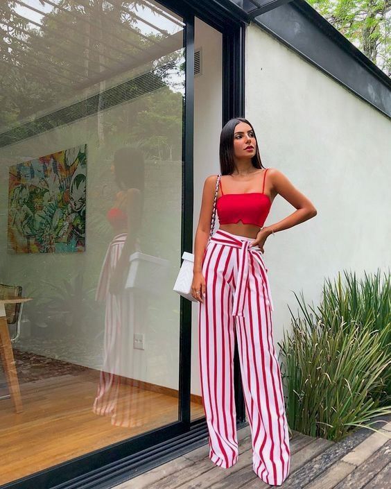 Stílusiskola: így viselj tavasszal csíkos nadrágokat - DIVAT&STÍLUS - Stílusiskola - csíkos, csíkos nadrág, divat, stílus, 