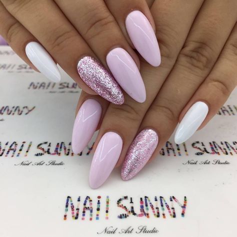 Top 10: babarózsaszínt a körmeidre is - SZÉPSÉG -  - 