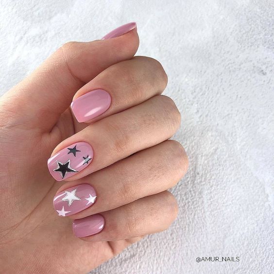 Top 10: babarózsaszínt a körmeidre is - SZÉPSÉG -  - babarózsaszín, körömlakk, manikűr, rózsaszín, 