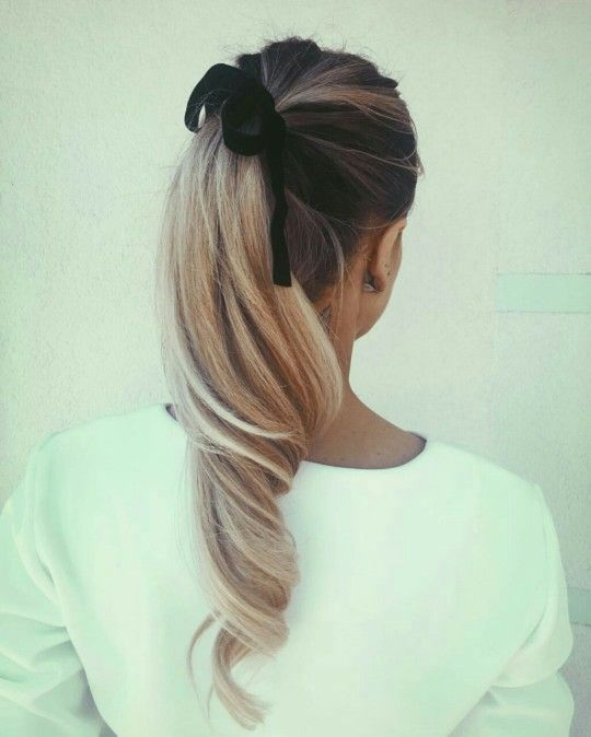 Top10: újra hódít a magasan összefogott copf - SZÉPSÉG - Hajápolás  - 