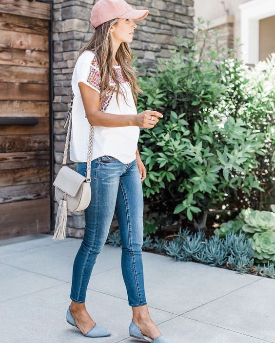 Stílusiskola: így viselj baseball sapkákat - DIVAT&STÍLUS - Stílusiskola - baseball sapka, outfit, stílus, 