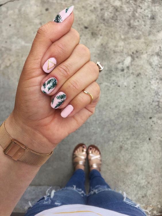 Top10: levélmintás manikűr a nyári szezonra - SZÉPSÉG -  - köröm, levél, levélminta, manikűr, 