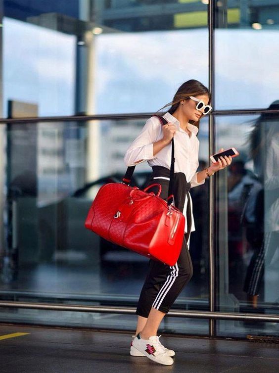 Stílusiskola: kényelmes és csinos outfit ötletek repüléshez - DIVAT&STÍLUS - Stílusiskola - divat, outfit, repülés, stílus, 