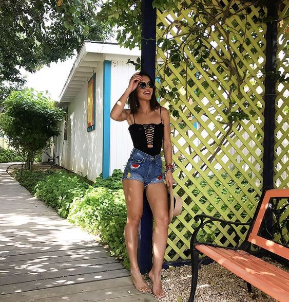 Stílusiskola: Vagány nyári szettek a nőiesség jegyében - DIVAT&STÍLUS - Stílusiskola - divat, outfit, stílus divat, stílusiskola, 