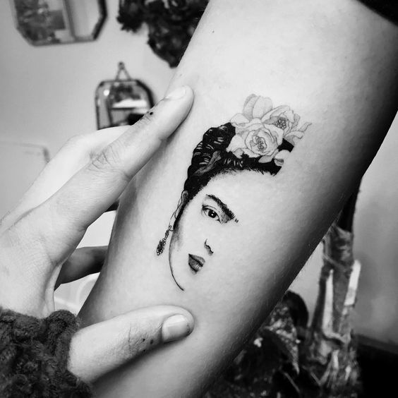 Top10: csodálatos, Frida Kahlo által inspirált tetoválások - STYLENEWS - Aktuális - évforduló, frida kahlo, művészet, tetoválás, 