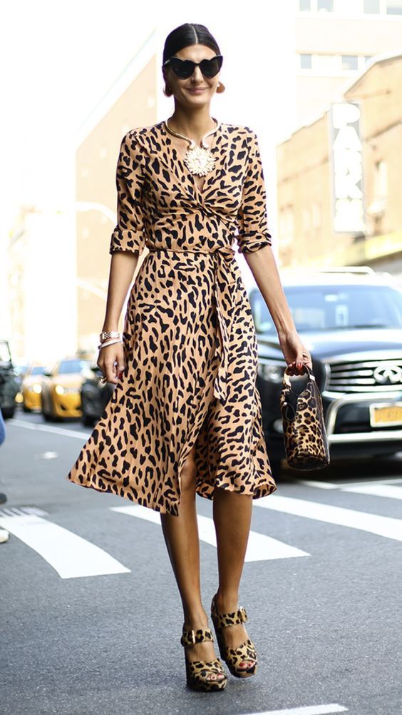 Stílusiskola: így viselj állatmintás nyári ruhákat - DIVAT&STÍLUS - Stílusiskola - állatminta, divat, nyár, outfit, ruha, 