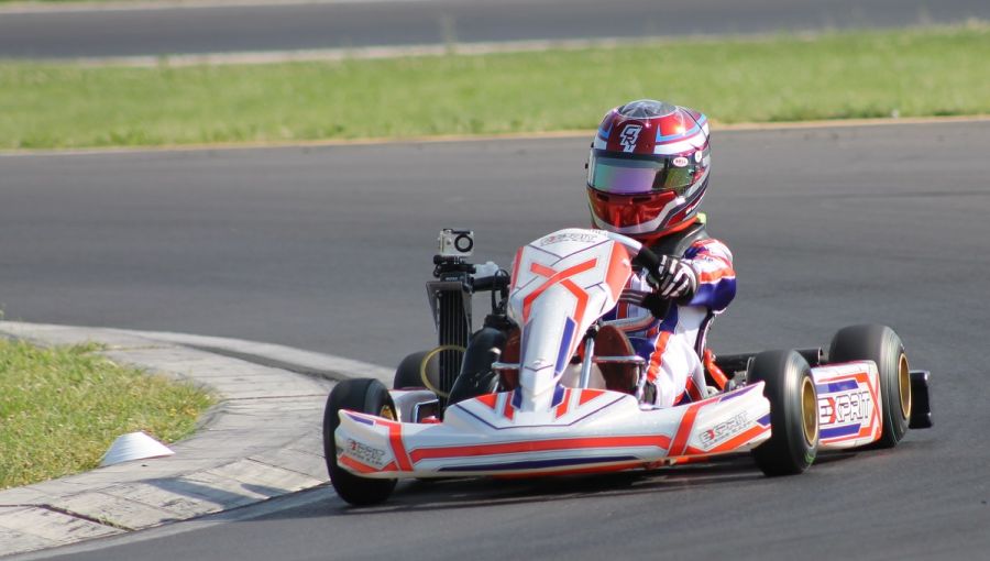 Új csapat, új sisak, új eredmények - STYLENEWS - Aktuális - autó, gender racing, grt, verseny, 