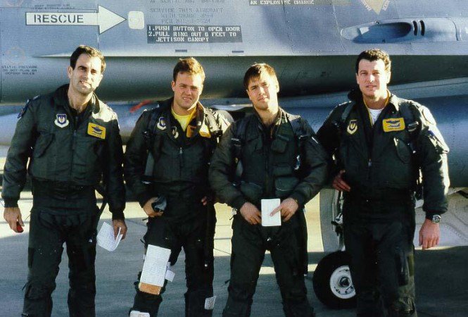 Alpha Industries pilótadzseki története - Hírek  - Stílusiskola - 2010, Alpha, Alpha Industries, divat, férfi, 