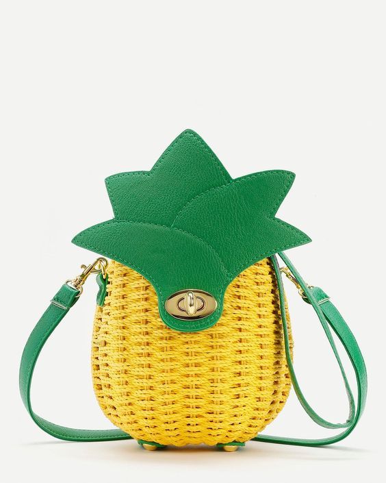 Stílusiskola: elő a meghökkentő táskákkal! - DIVAT&STÍLUS - Stílusiskola - divat, furcsa, szex és new york, táska, 