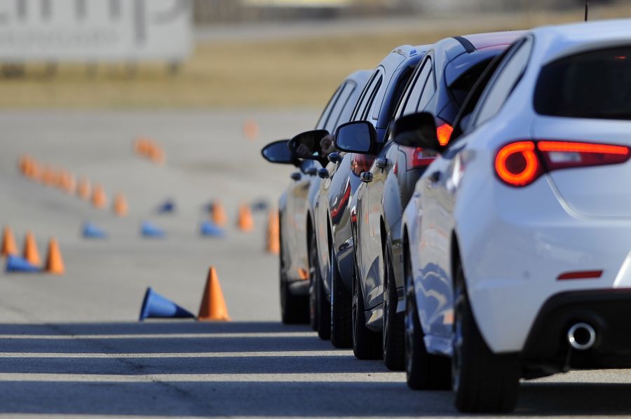 Hűsítő nyári kedvezmények a drivingcamp-en - STYLENEWS - Aktuális - drivingcamp, kedvezmények, nyár, vezetéstechnika, vezetéstechnikai tréning, 