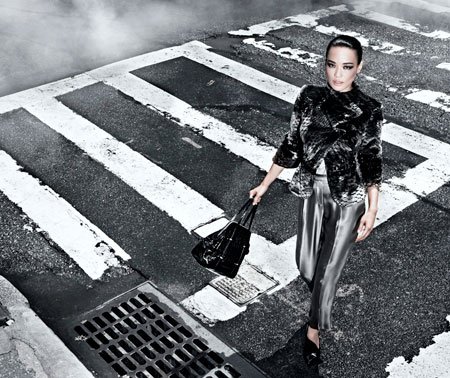 Shu Qi - Emporio Armani új arca - Hírek  -  - Emporio Armani, Mario Sorrenti, New York, Shu Qi, Szállító, 