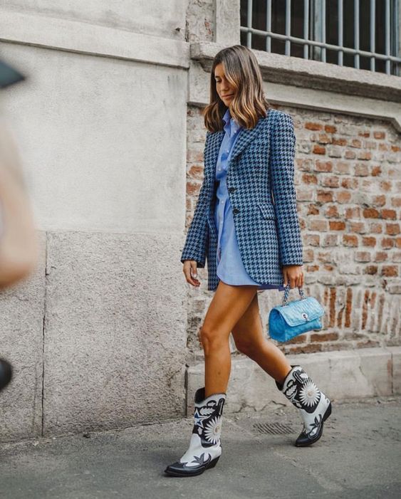 Stílusiskola: a legjobb nyári outfitek csizmákkal - DIVAT&STÍLUS - Stílusiskola - csizma, divat, nyár, outfit, ősz, 