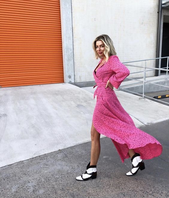 Stílusiskola: a legjobb nyári outfitek csizmákkal - DIVAT&STÍLUS - Stílusiskola - csizma, divat, nyár, outfit, ősz, 