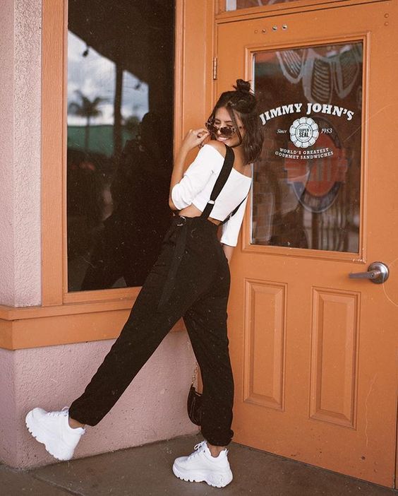 Stílusiskola: a szezon kedvencei a kantáros nadrágok - DIVAT&STÍLUS - Stílusiskola - divat, kantáros nadrág, outfit, stílus, 