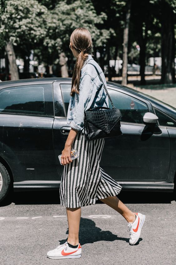 Stílusiskola: mindenképpen be kell szerezned egy csíkos ruhát - DIVAT&STÍLUS - Stílusiskola - csíkos, csíkos ruha, divat, outfit, stílus, 