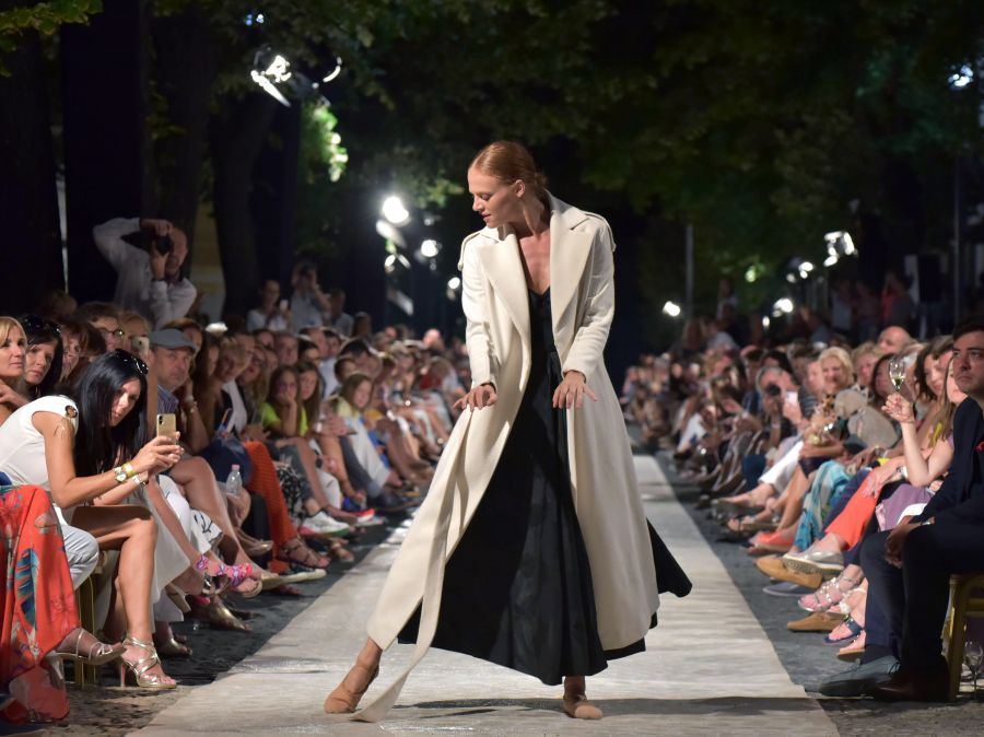 A felejthetetlen divatpillanatok estéje volt a 6. KATTI ZOÓB Balatonfüred Fashion Night - DIVAT&STÍLUS - Hírek  - divat, divatbemutató, katti zoob, 