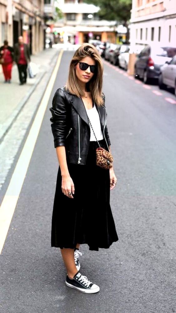 Stílusiskola: így viseld az alapdarabokat ősszel - tornacipő - DIVAT&STÍLUS - Stílusiskola - divat, outfit, stílus, tornacipő, 