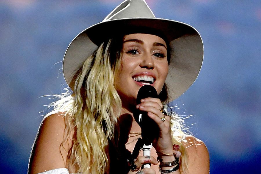 'Mindannyiunknak több oldala van...' Idézetek Miley Cyrustól - STYLENEWS - Kultúr-kitérő - hannah montana, idézetek, miley cyrus, 