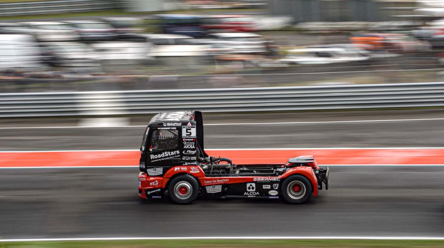 Kiss Norbert továbbra is harcban a bajnoki harmadik helyért - STYLENEWS - Mobility - kamion, kiss norbert, kiss norbi, mercedes, 