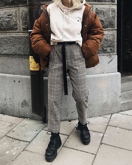 Stílusiskola: így viselj ősszel kockás nadrágokat - DIVAT&STÍLUS - Stílusiskola - divat, kockás nadrág, outfit, ősz, stílus, 