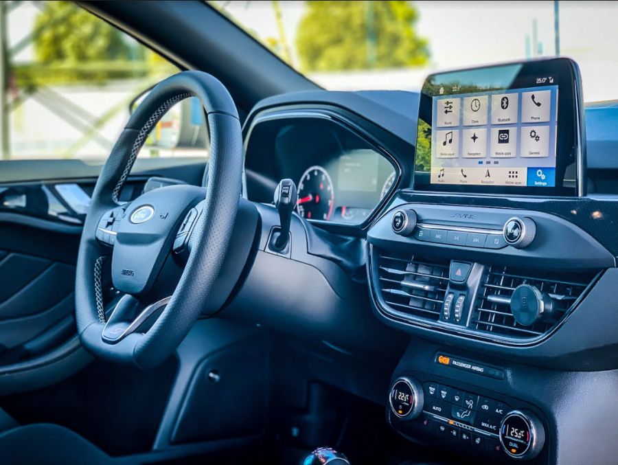 A bukósisak elengedhetetlen kellék – Ford Focus ST - Mobility -  - focus, ford, st, teszt, 