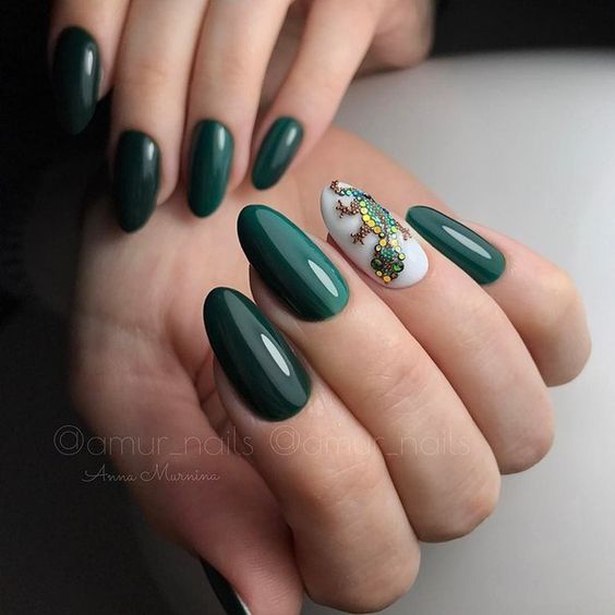 Top10: smaragdzöld manikűr ötletek őszre - SZÉPSÉG -  - 