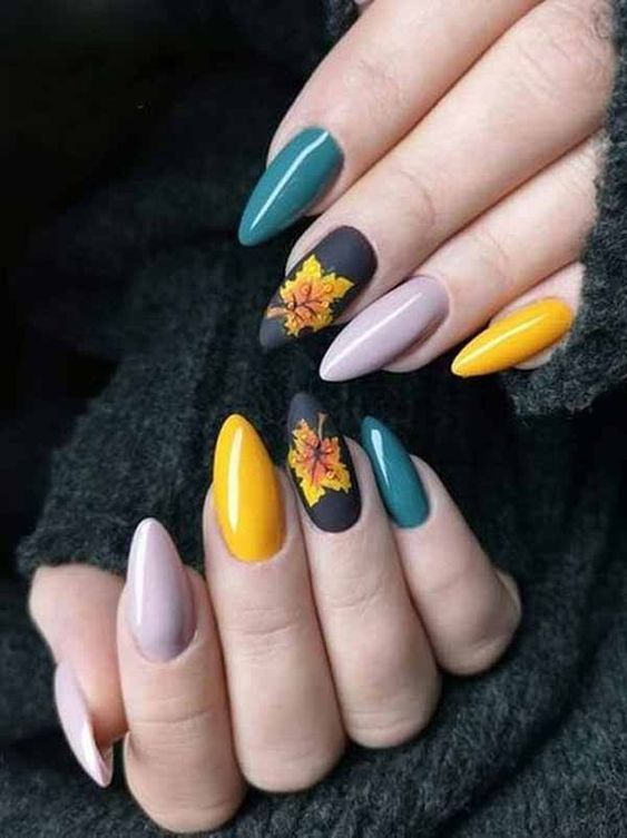 Top10: mintás körmök az őszi szezonra - SZÉPSÉG -  - köröm, minta, ősz, 