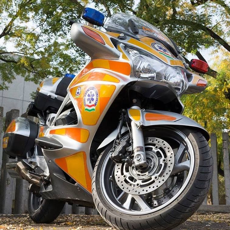 Forma autósok a Mentőmotorosokért - STYLENEWS - Mobility - gender, gender racing team, magyar mentőmotor alapítvány, 