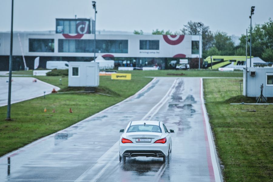 Felkészültél már a télre? - STYLENEWS - Mobility - drivingcamp, tél, téli vezetés, tréning, vezetéstechnika, 